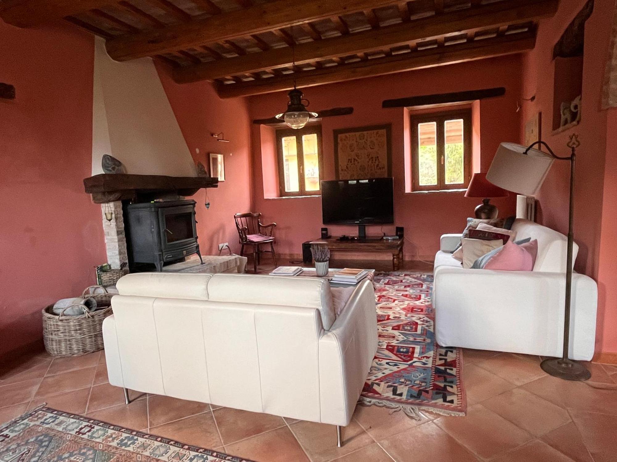 Casa Delle Sorgenti Διαμέρισμα Montefiore dellʼAso Εξωτερικό φωτογραφία