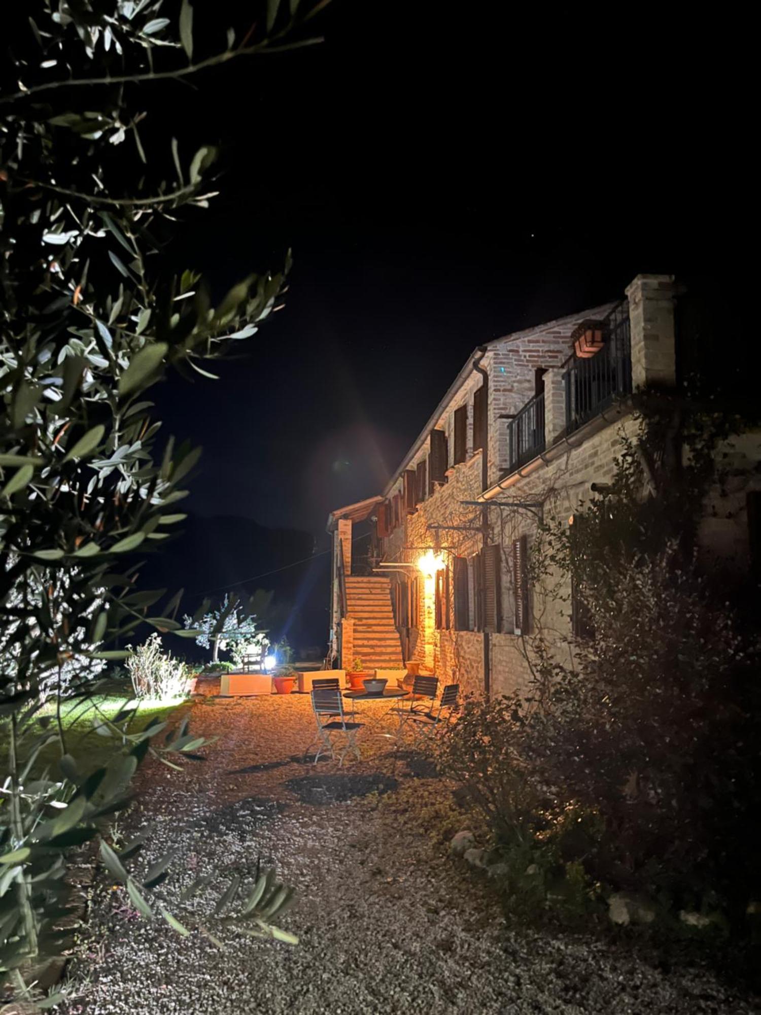 Casa Delle Sorgenti Διαμέρισμα Montefiore dellʼAso Εξωτερικό φωτογραφία